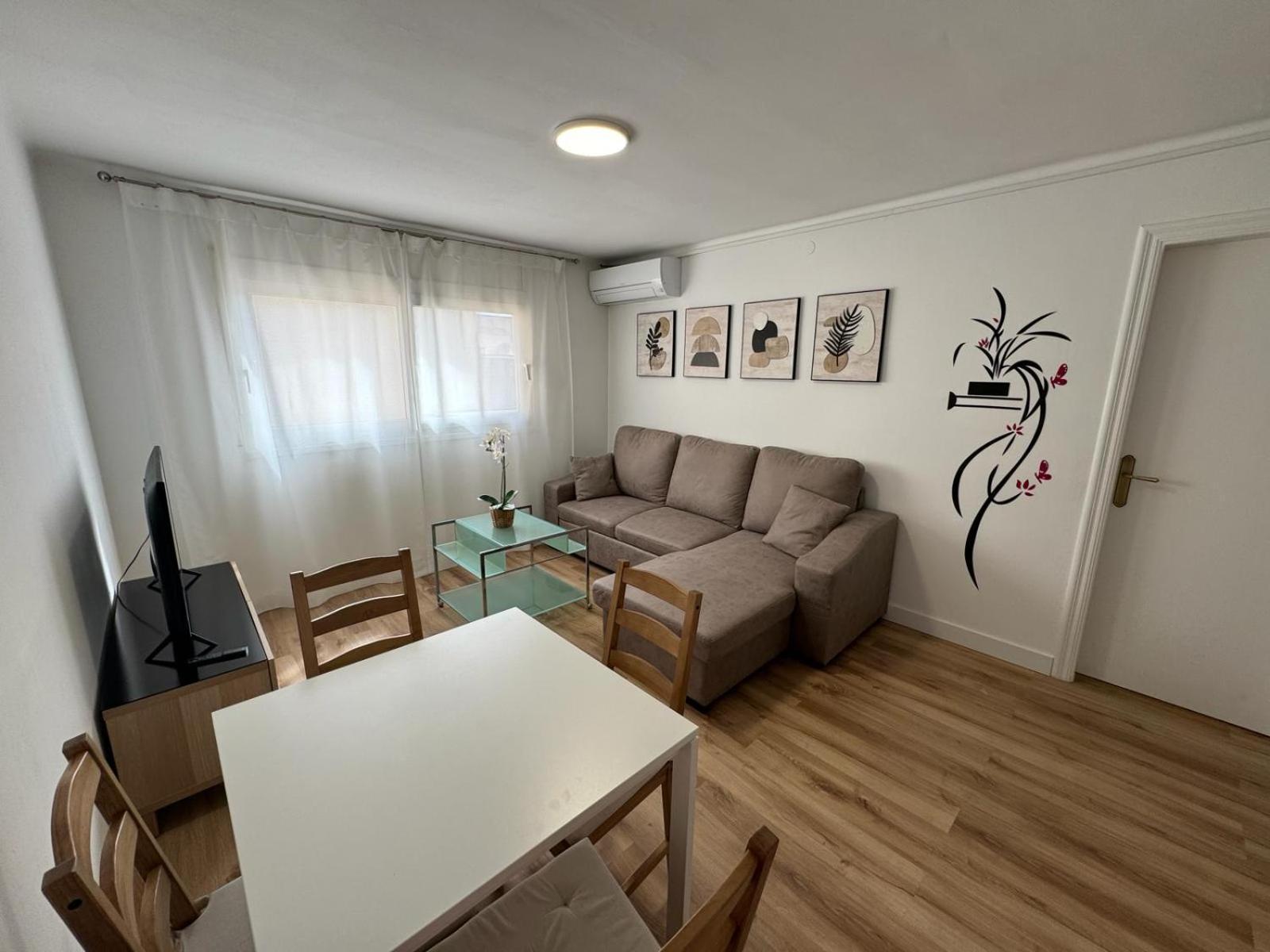 Acogedor Apartamento A 50 Metros Del Mar Камбрильс Экстерьер фото