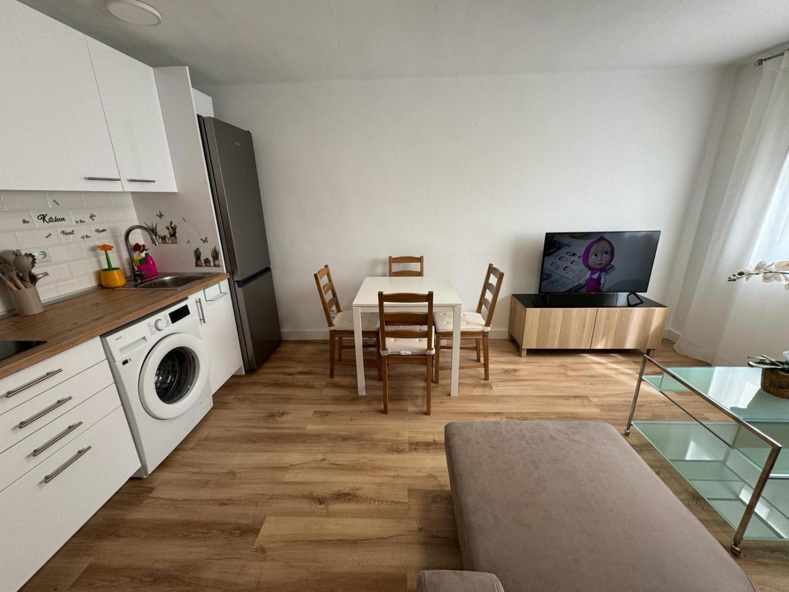 Acogedor Apartamento A 50 Metros Del Mar Камбрильс Экстерьер фото