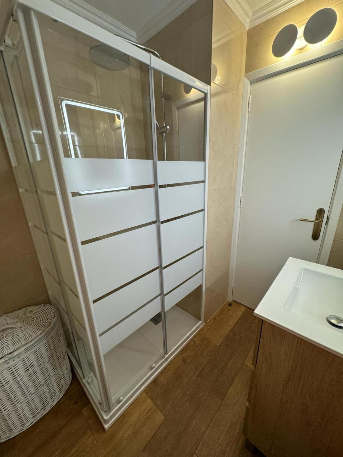 Acogedor Apartamento A 50 Metros Del Mar Камбрильс Экстерьер фото